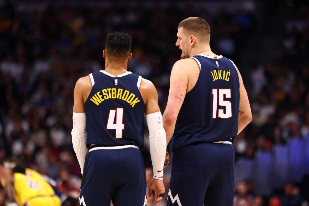 并以实际行 并以实际行