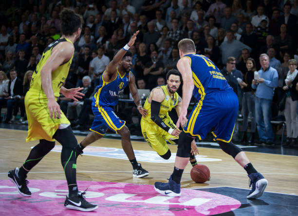 表现和挑战 表现和挑战